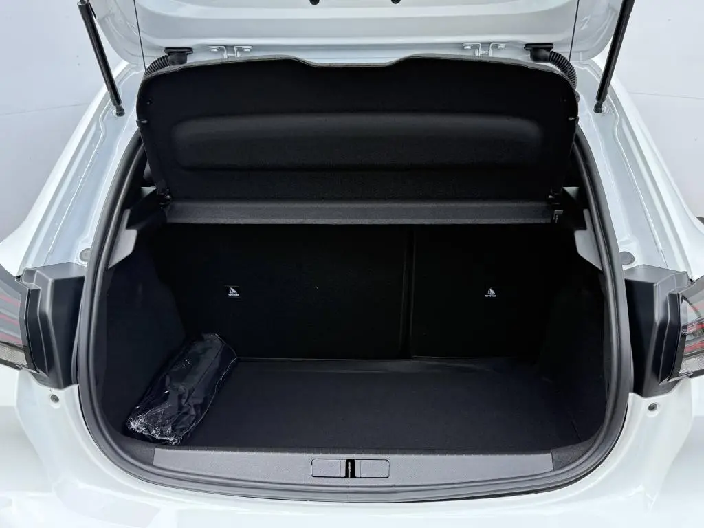 Peugeot 208 STYLE S&S MAN6 1,2 PureTech / 74kW