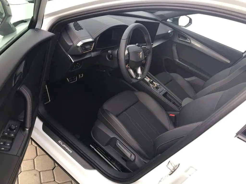 CUPRA Formentor DSG 1.5 eTSI / 110kW