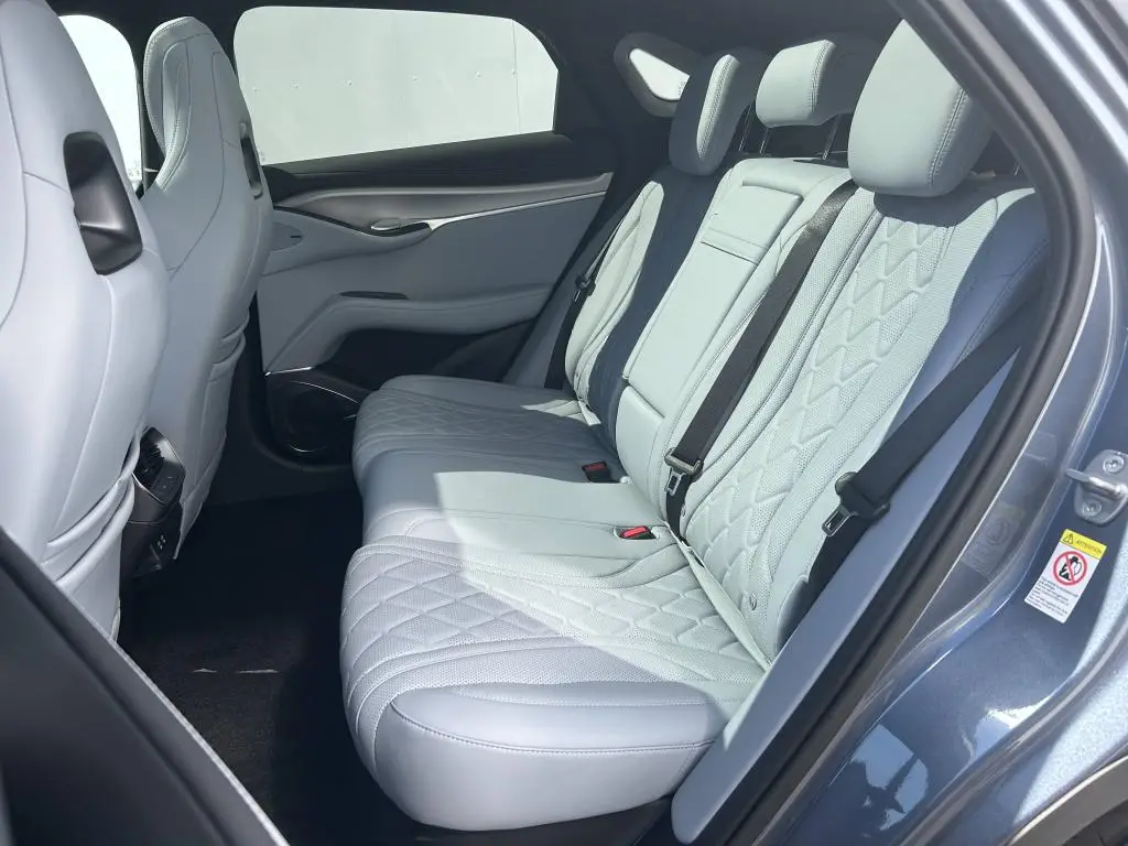 BYD SEALION 7 Excellence AWD 91 kWh  / 390kW