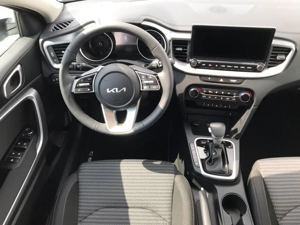 KIA Ceed SW CD TOP 7DCT 1,5 T-GDi / 103kW