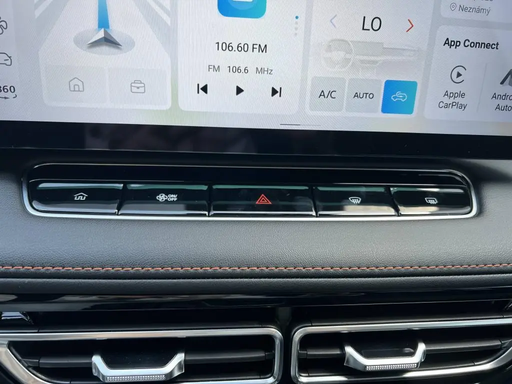 MG HS EXCLUSIVE PHEV 1,5TGI AT / 200kW