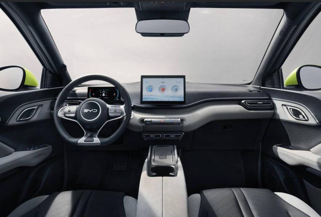 BYD DOLPHIN SURF Boost 43 kWh  / 65kW