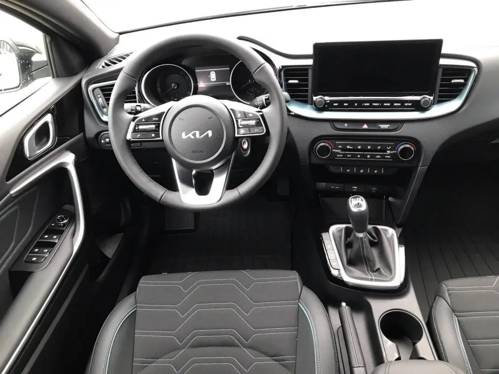 KIA Ceed SW CD EDICE 30 1,5 T-GDi / 103kW