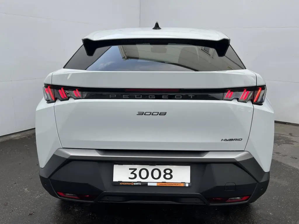 Peugeot 3008 ALLURE Hybrid e-DCS6 1,2 / 107kW