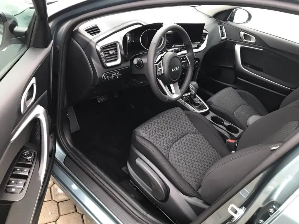 KIA Ceed SW CD SPIN 7DCT 1,5 T-GDi / 103kW