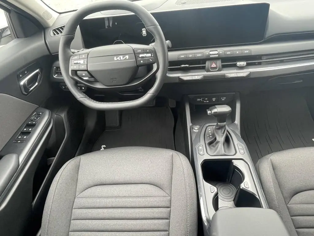 KIA K4 EXCLUSIVE 7DCT 1,6 T-GDi / 110kW