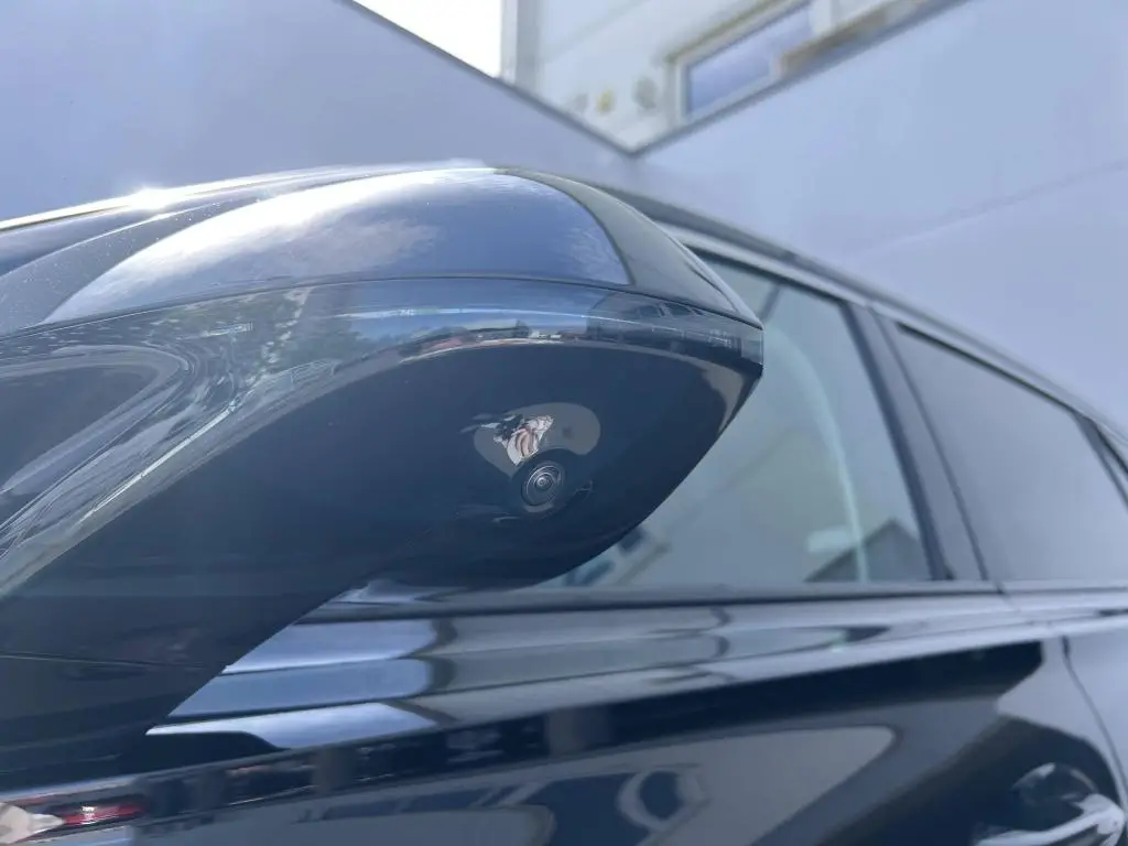 MG HS EXCLUSIVE PHEV 1,5TGI AT / 200kW