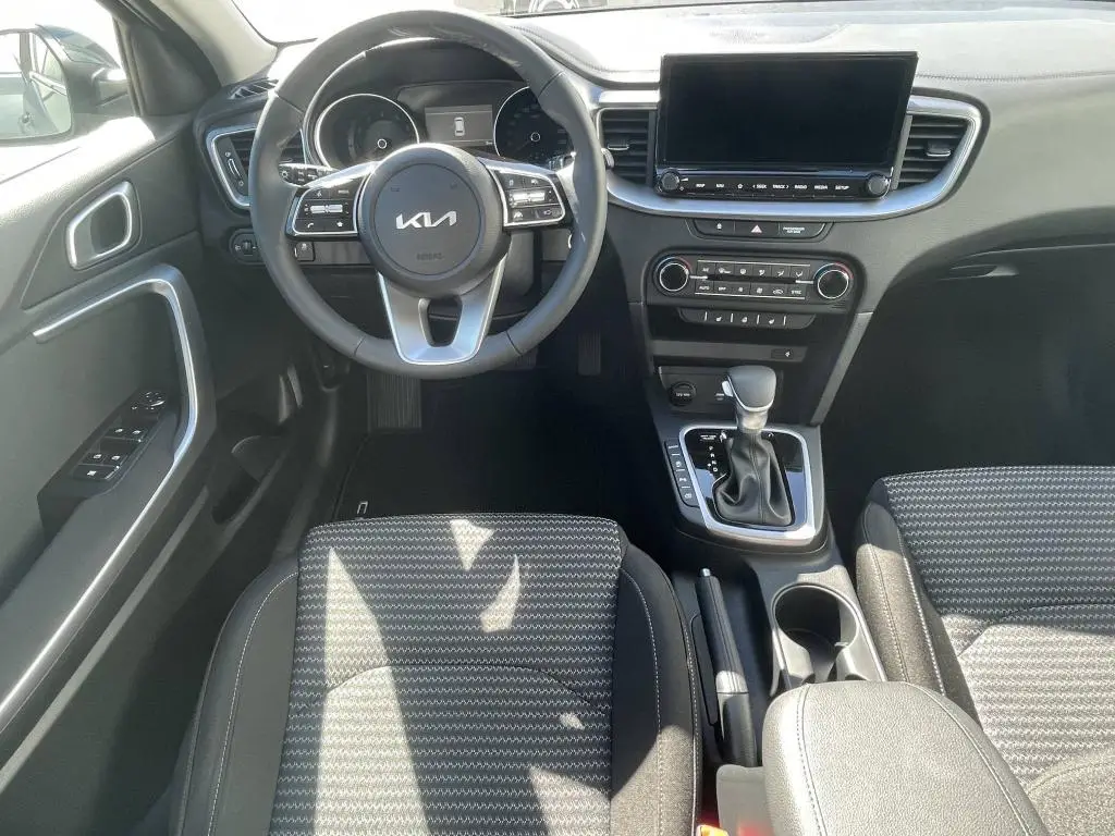 KIA Ceed SW CD TOP 7DCT 1,5 T-GDi / 103kW