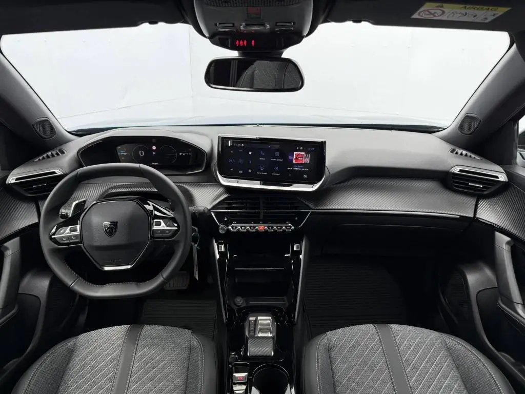 Peugeot 2008 ALLURE Hybrid  1,2 145 e-DCS6 / 107kW