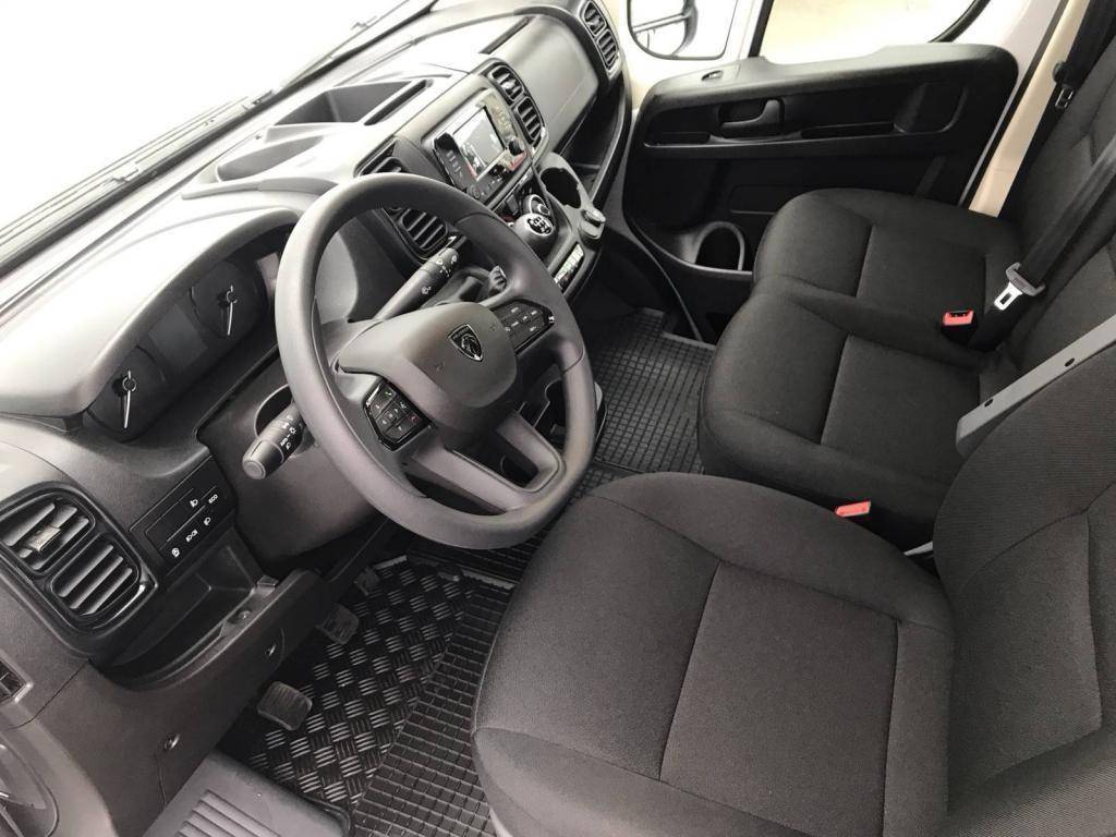 Peugeot Boxer valník kabina 3500 L3 2,2 BlueHDi / 103kW