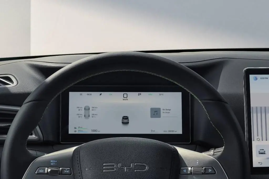 BYD ATTO 2 DM-i Active 1,5  / 145kW