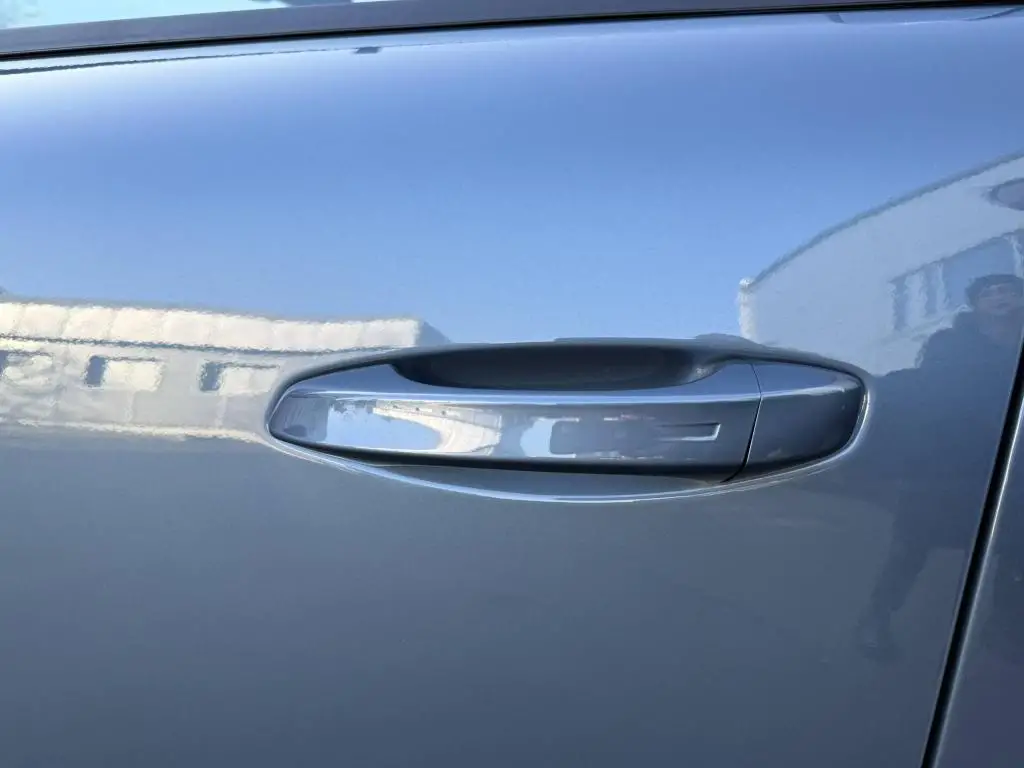 Peugeot 308 SW ALLURE Hybrid  e-DCS6 1.2 / 107kW