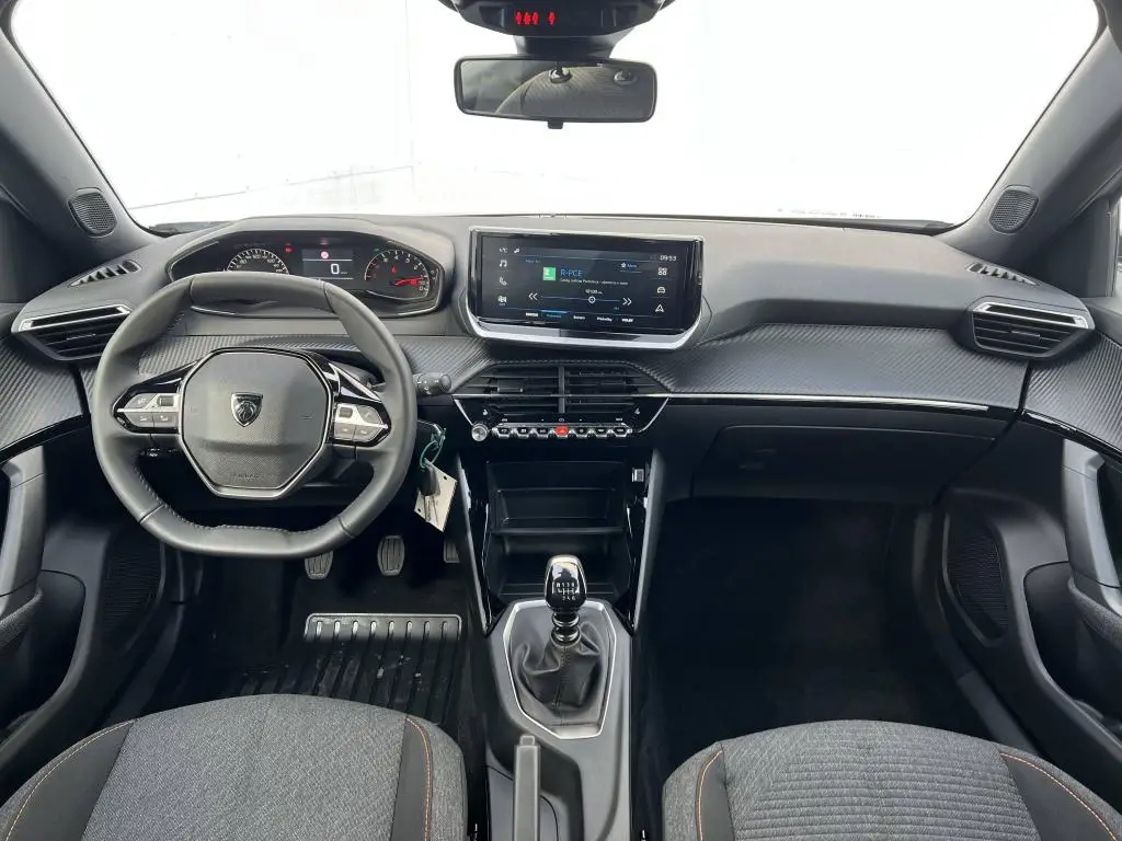 Peugeot 2008 STYLE S&S MAN6 1.2 PureTech / 75kW