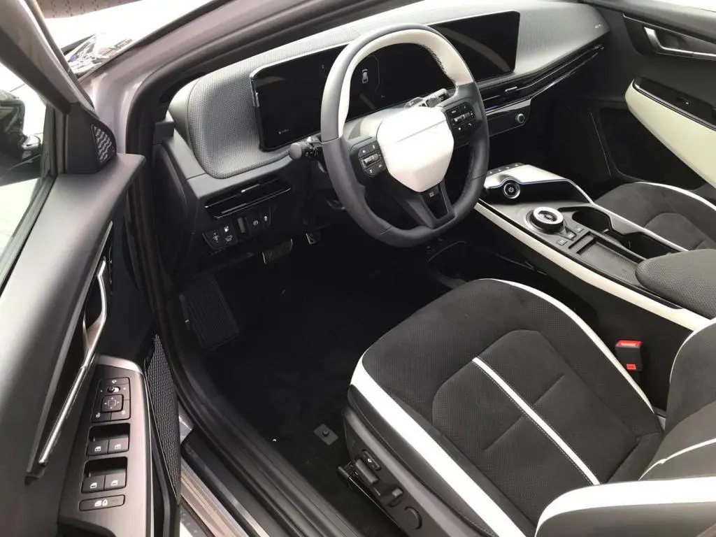 KIA EV6 GT-LINE 4x4 84 kWh  / kW