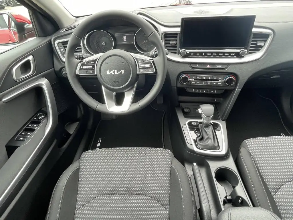 KIA Ceed SW CD TOP 7DCT 1,5 T-GDi / 103kW