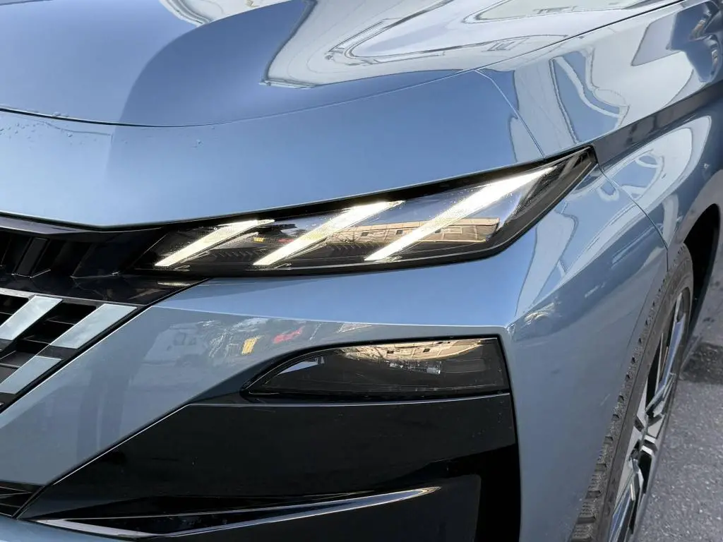 Peugeot 308 SW ALLURE Hybrid  e-DCS6 1.2 / 107kW