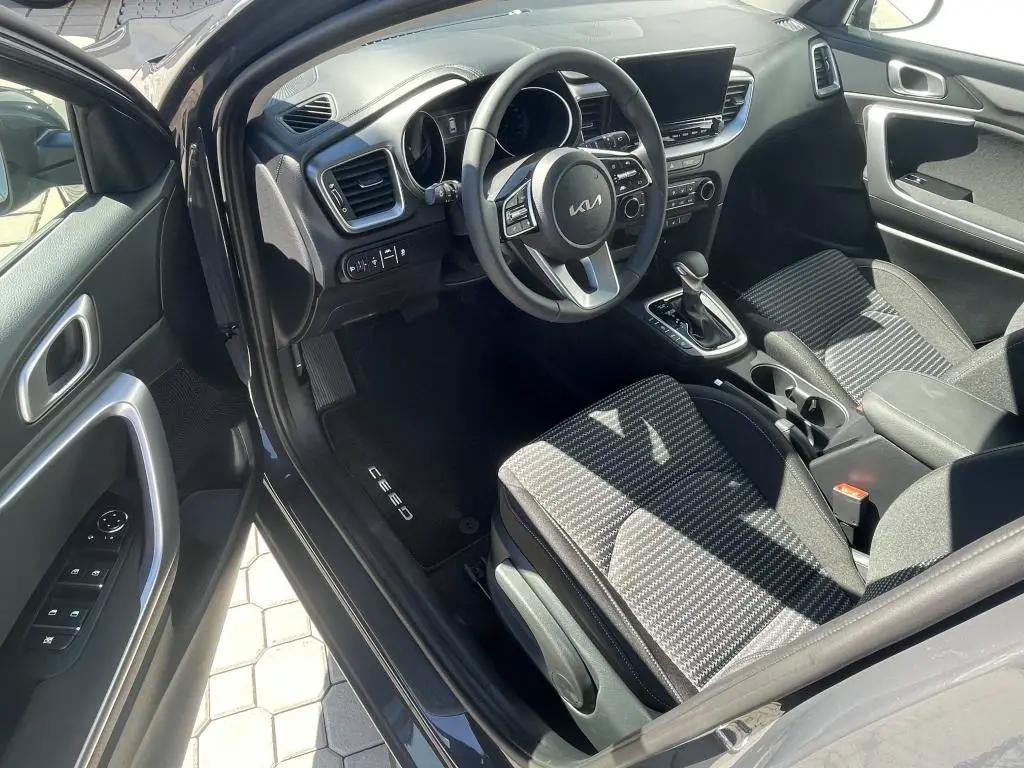KIA Ceed SW CD TOP 7DCT 1,5 T-GDi / 103kW