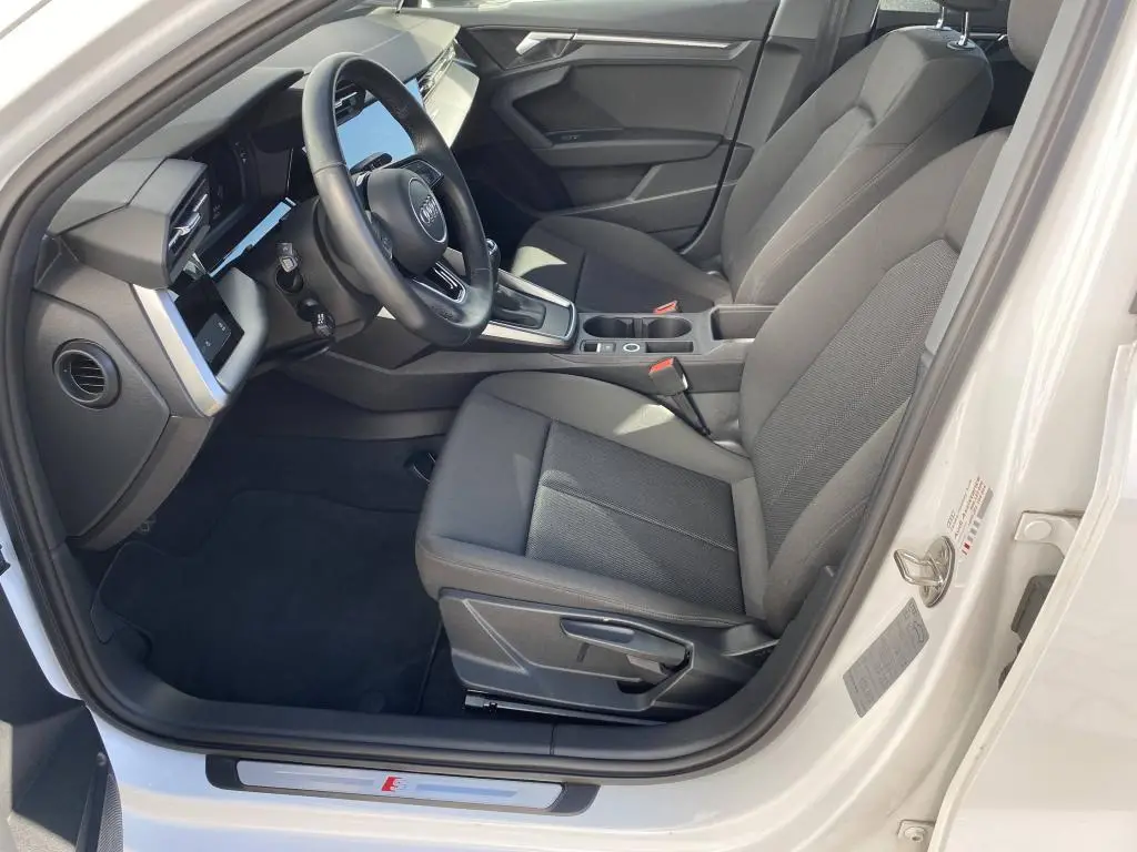 Audi A3 Limuzína S-line 2,0TDI / 110kW