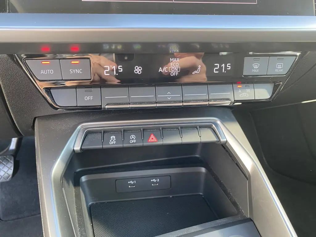 Audi A3 Limuzína S-line 2,0TDI / 110kW