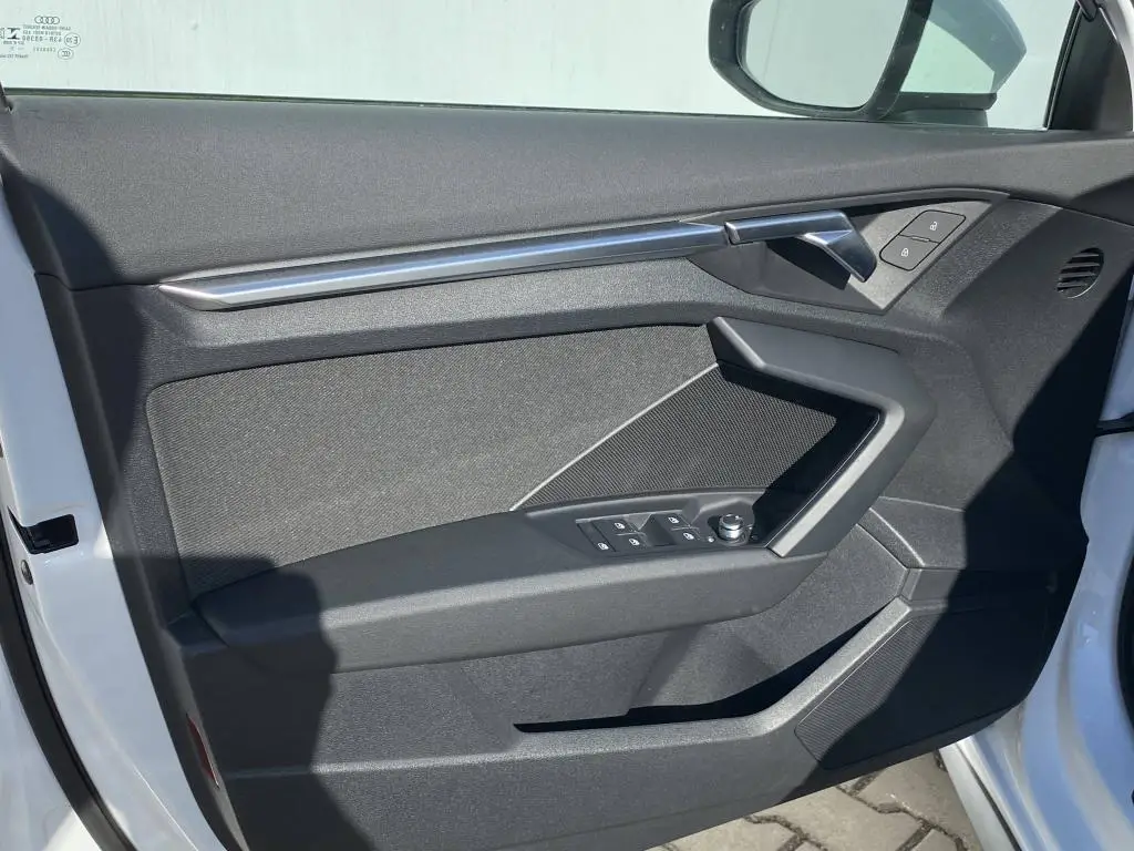 Audi A3 Limuzína S-line 2,0TDI / 110kW
