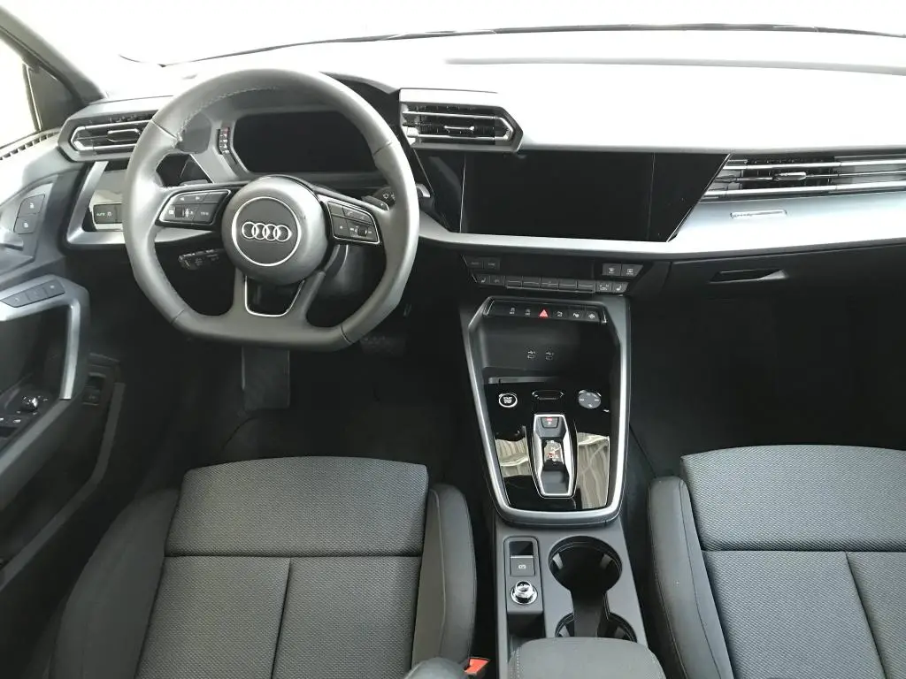Audi A3 Sportback S line ST7 1,5TFSI  / 110kW