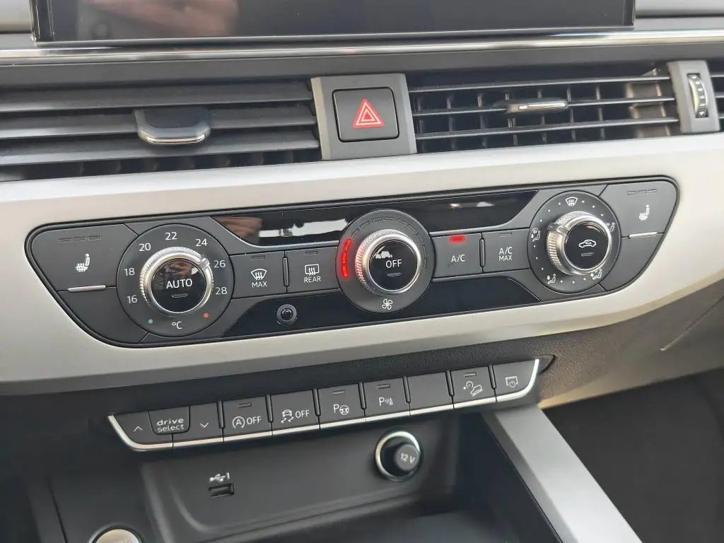 Audi A4 Allroad Quattro ST7 2,0TDI  / 150kW