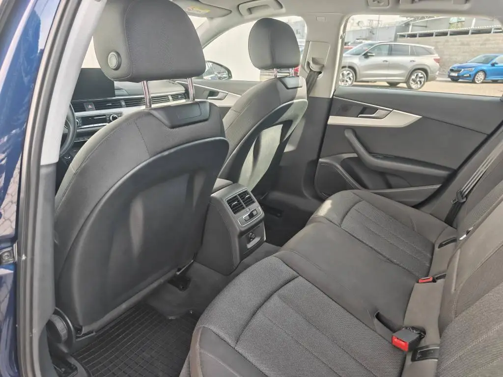 Audi A4 Avant 35 Advanced 35 7ST 2,0TFSI / 110kW