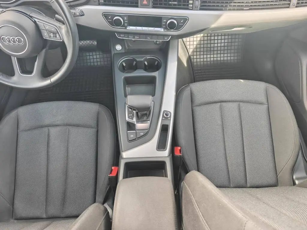 Audi A4 Avant 35 Advanced 35 7ST 2,0TFSI / 110kW