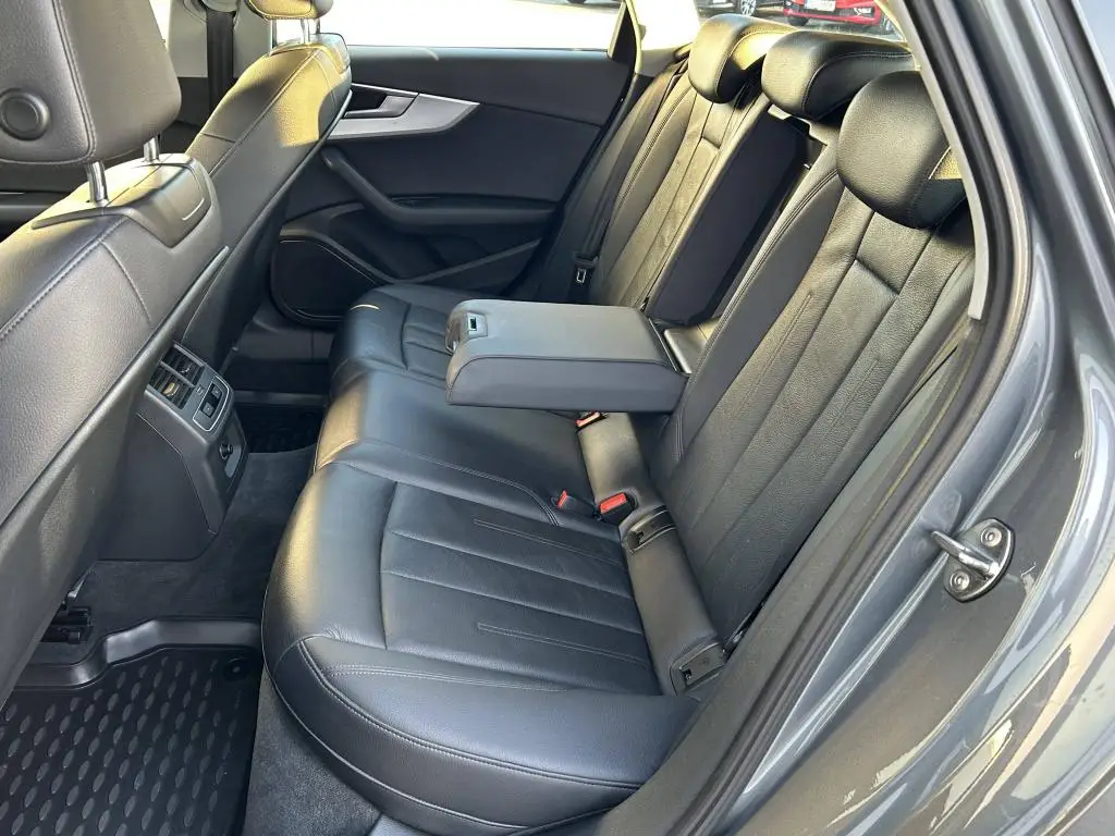 Audi A4 Avant  Quattro 2,0TDI  / 140kW