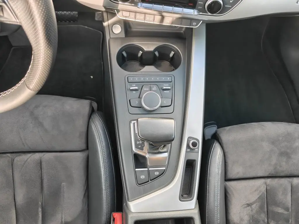 Audi A4 Avant  Quattro 2,0TDI  / 140kW