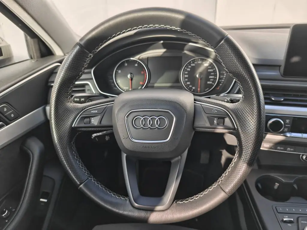 Audi A4 Avant  Quattro 2,0TDI  / 140kW