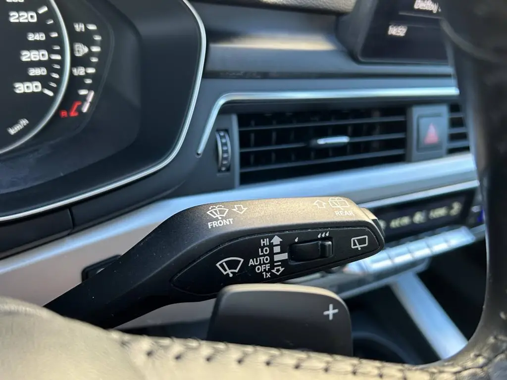 Audi A4 Avant  Quattro 2,0TDI  / 140kW