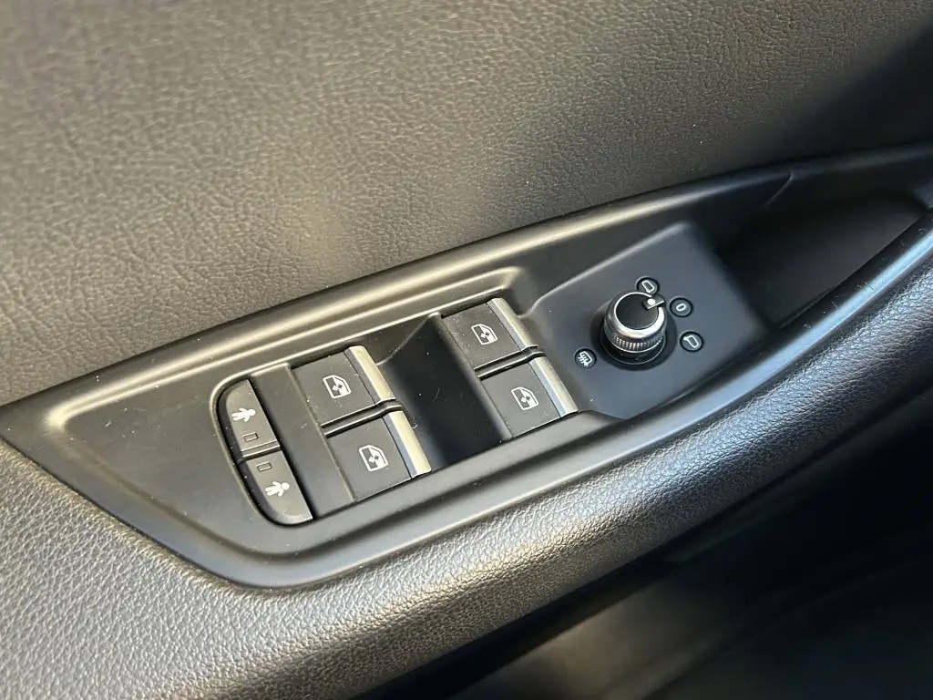 Audi A4 Avant  Quattro 2,0TDI  / 140kW