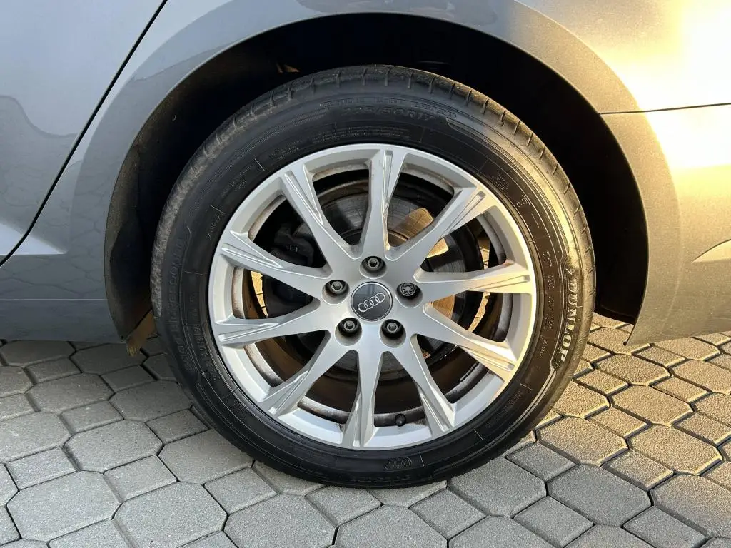 Audi A4 Avant  Quattro 2,0TDI  / 140kW