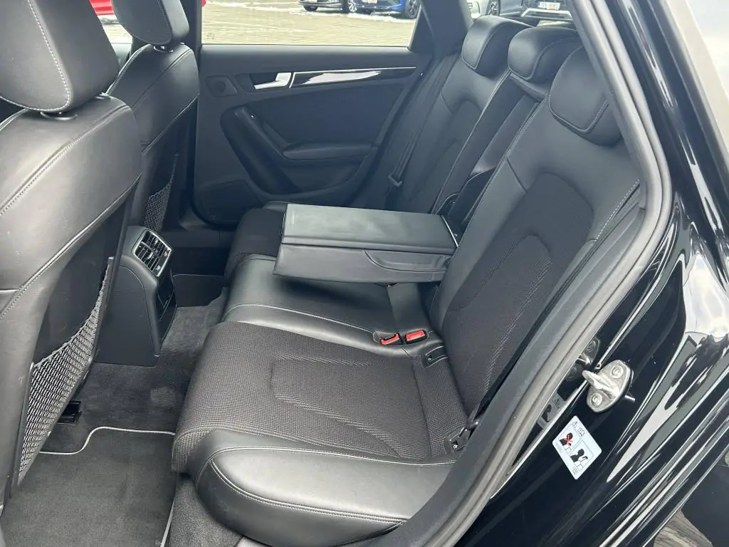 Audi A4 Avant Quattro S-Line 2,0TDI / 130kW