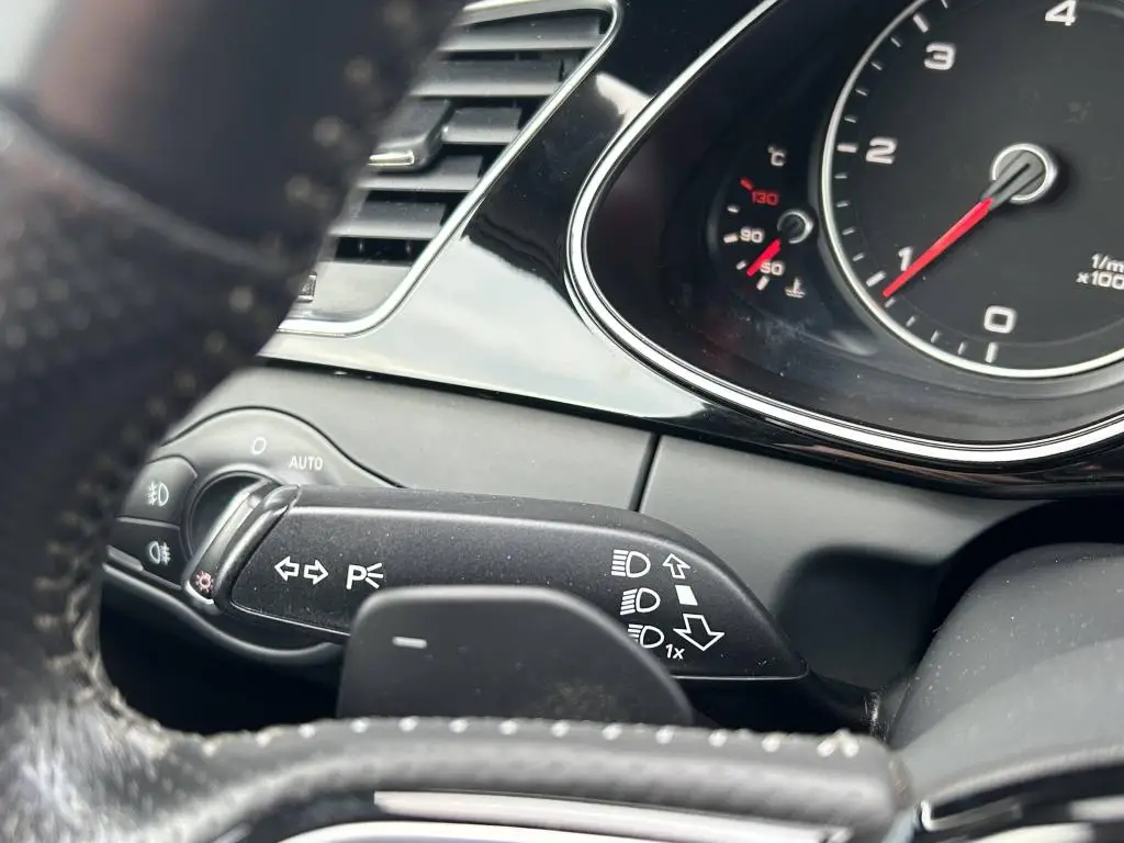 Audi A4 Avant Quattro S-Line 2,0TDI / 130kW