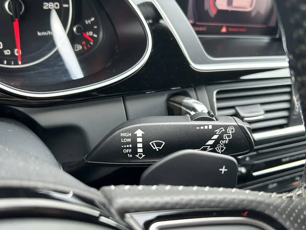 Audi A4 Avant Quattro S-Line 2,0TDI / 130kW