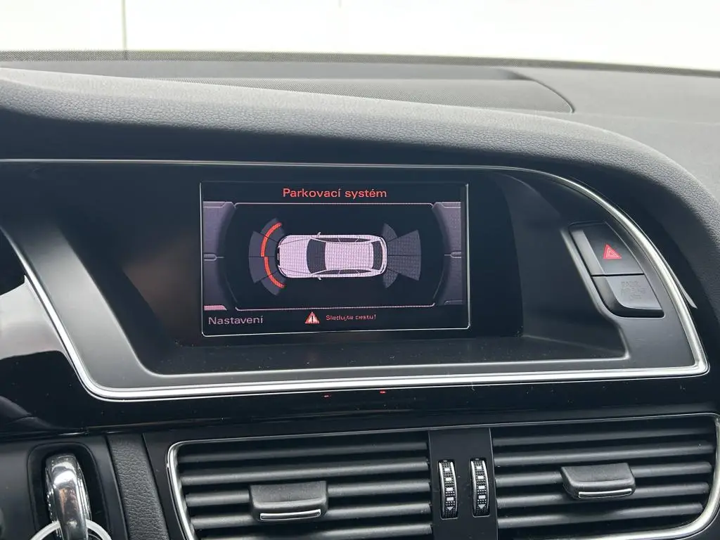 Audi A4 Avant Quattro S-Line 2,0TDI / 130kW