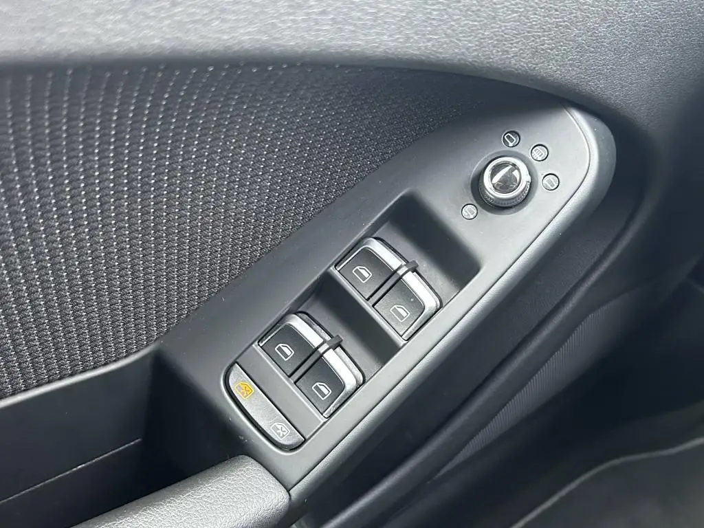 Audi A4 Avant Quattro S-Line 2,0TDI / 130kW