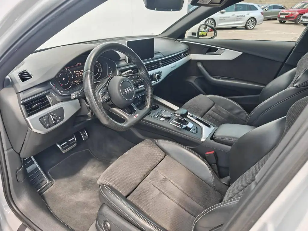 Audi A4 Avant S-Line 2,0 TSI 185 kW Quattro 7ST 2,0TFSI  / 185kW