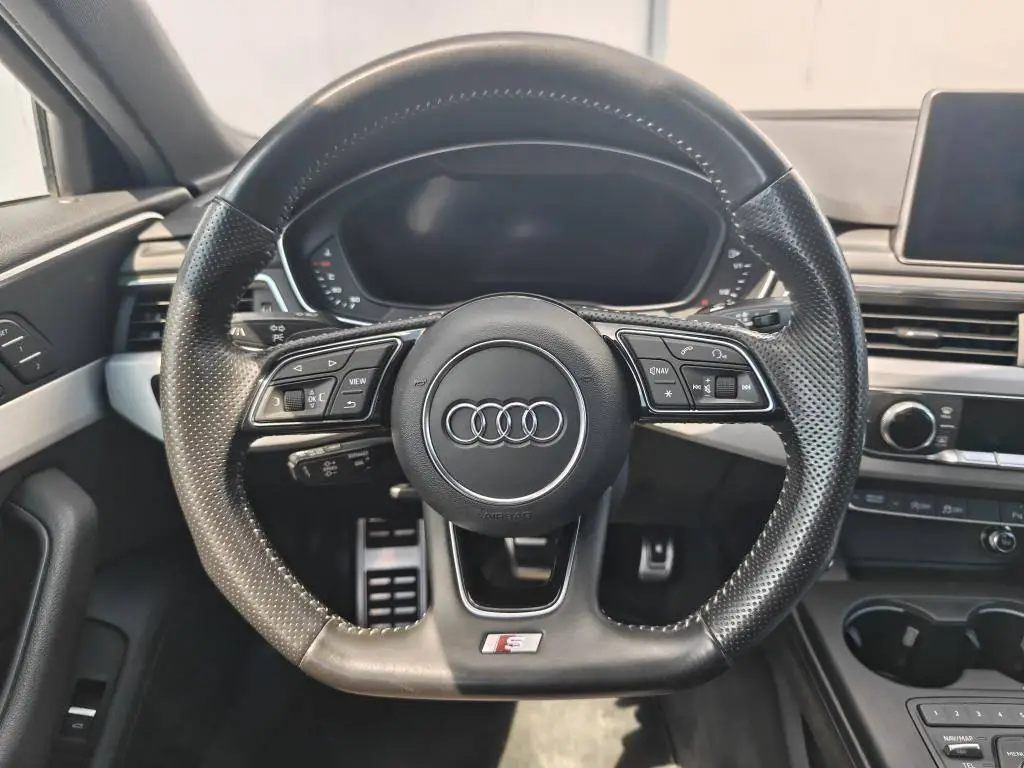 Audi A4 Avant S-Line 2,0 TSI 185 kW Quattro 7ST 2,0TFSI  / 185kW