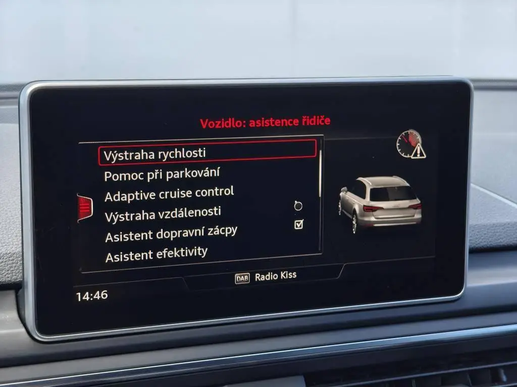 Audi A4 Avant S-Line 2,0 TSI 185 kW Quattro 7ST 2,0TFSI  / 185kW