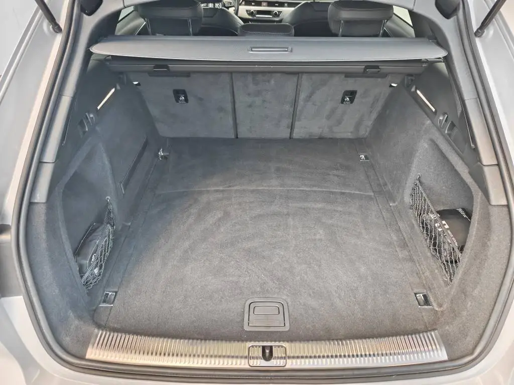 Audi A4 Avant S-Line 2,0 TSI 185 kW Quattro 7ST 2,0TFSI  / 185kW