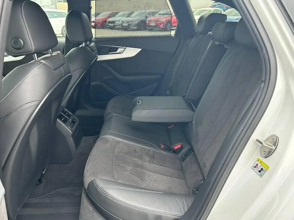 Audi A4 Avant Sline 40 7ST Quattro 2,0TDI  / 140kW