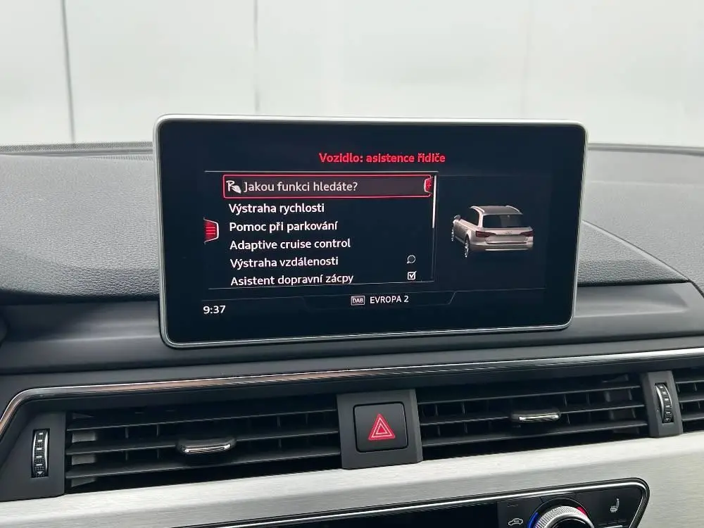 Audi A4 Avant Sline 40 7ST Quattro 2,0TDI  / 140kW