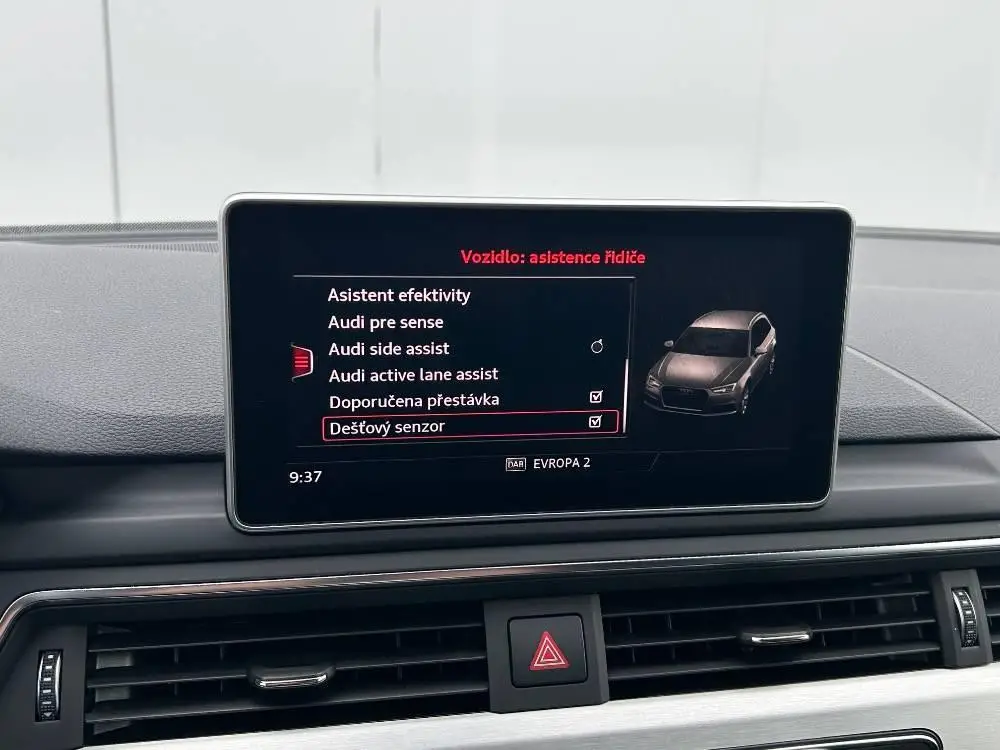 Audi A4 Avant Sline 40 7ST Quattro 2,0TDI  / 140kW