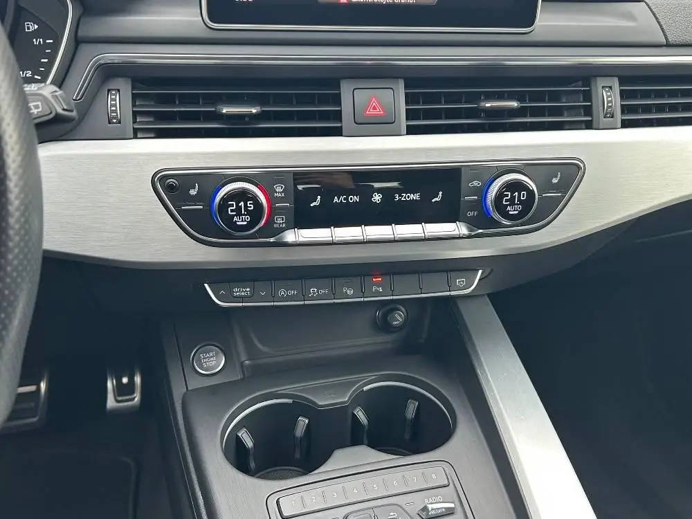 Audi A4 Avant Sline 40 7ST Quattro 2,0TDI  / 140kW