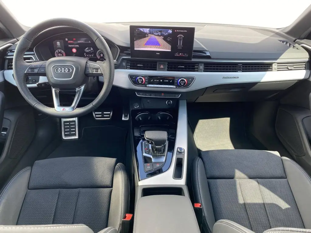 Audi A4 Avant Sline 7ST Quattro 2,0TDI  / 150kW