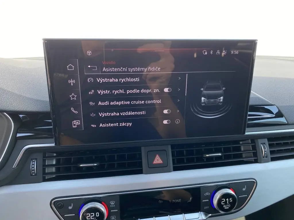 Audi A4 Avant Sline 7ST Quattro 2,0TDI  / 150kW