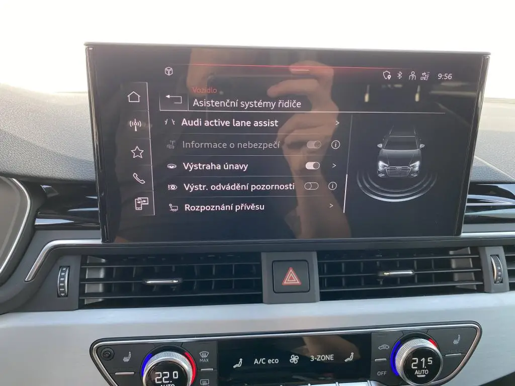 Audi A4 Avant Sline 7ST Quattro 2,0TDI  / 150kW
